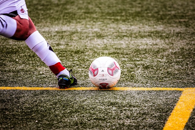 击力的球鞋 击力的球鞋